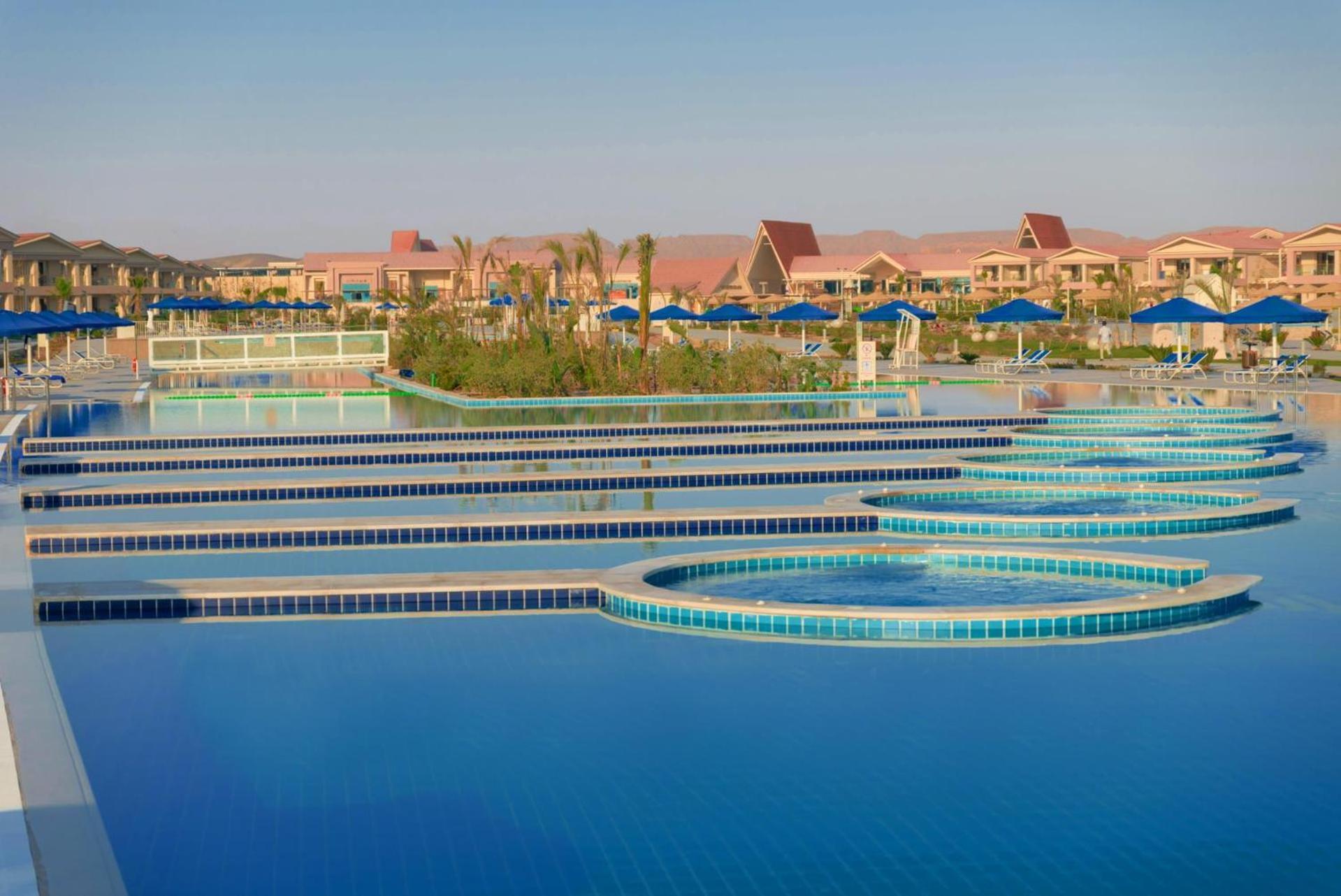 Pickalbatros Sea World Resort - Marsa Alam- "Aqua Park" El Qoseir Exterior foto